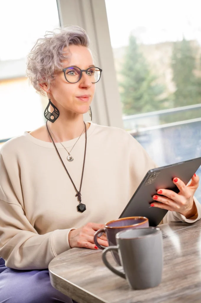 Sandra Wegener | Herz-Wurzlen Raum für dich als Elternteil und den Blick auf dein Kind in deiner aktuellen Situation.